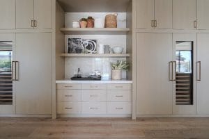 Light Kitchen Cabinets