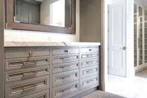 Custom Cabinets Closets